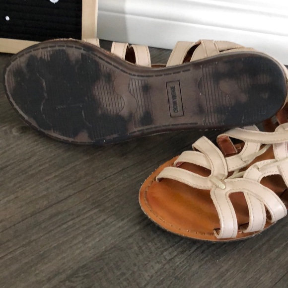 Crown Vintage gladiator sandals - Picture 2 of 3